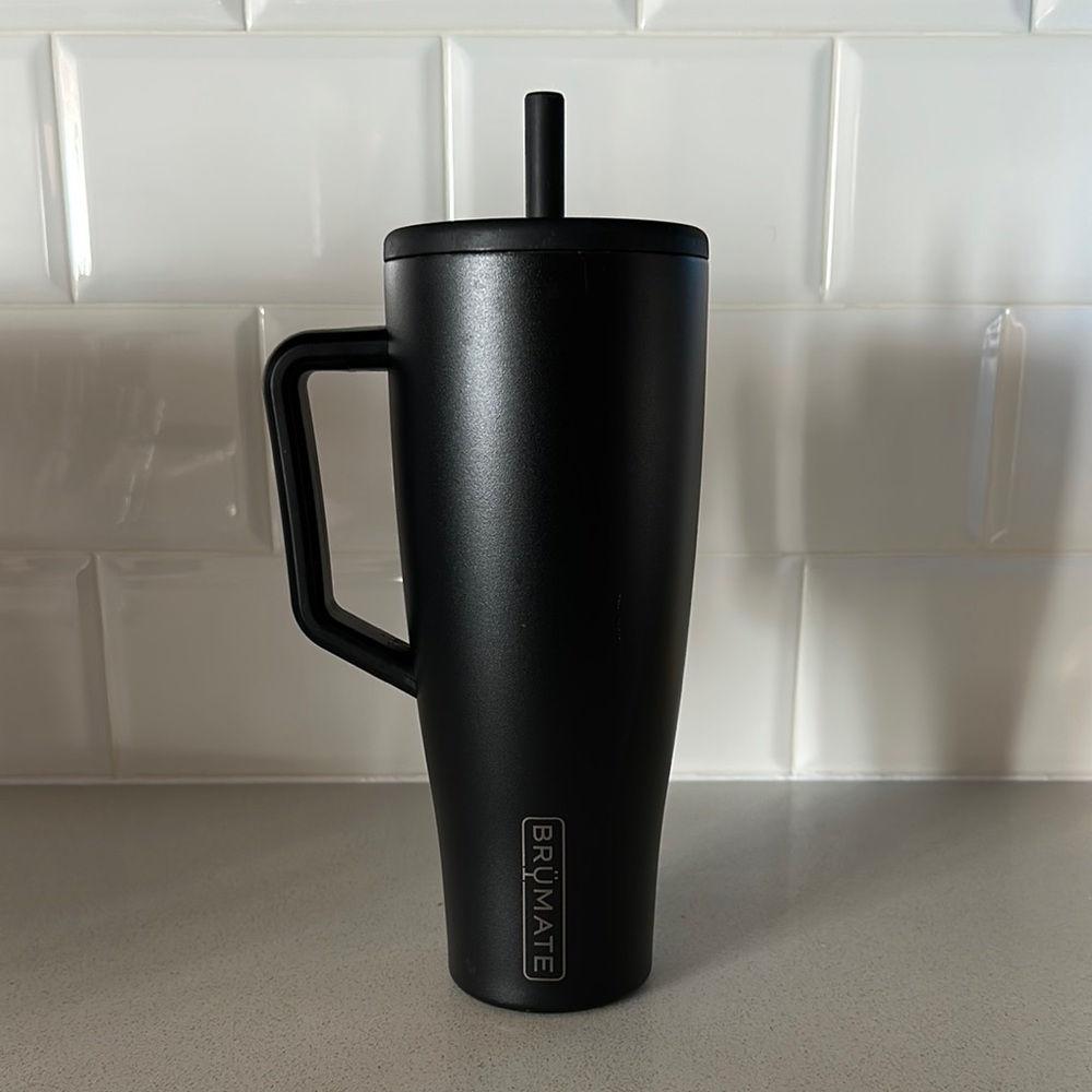 BrüMate Black Insulated Tumbler